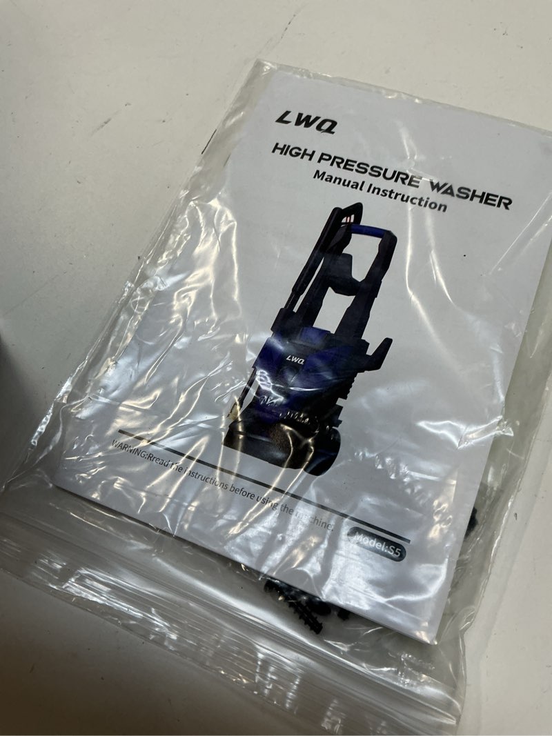 https://lotting-media.assets.bidfta.com/lotting_8f3ee7e4-2c0d-4d04-b703-28f39a9eccca