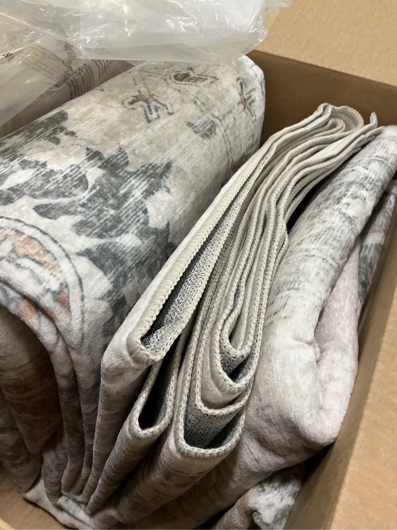 Condition photo showing Good Condition for GENIMO 8x10 Area Rugs for Living Room, Machine Washable Non Slip Vintage Rugs, Low Pile Lightweight Chenille Print Rug for Bedroom, Dining Room, Home Office, Light Taupe Brown Taupe 8' x 10' (Rectangular)