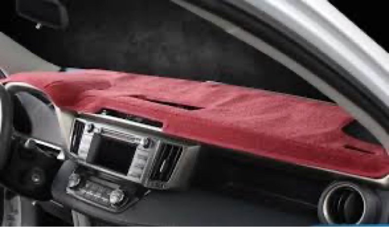 Tailored dashboard covers polycarpet