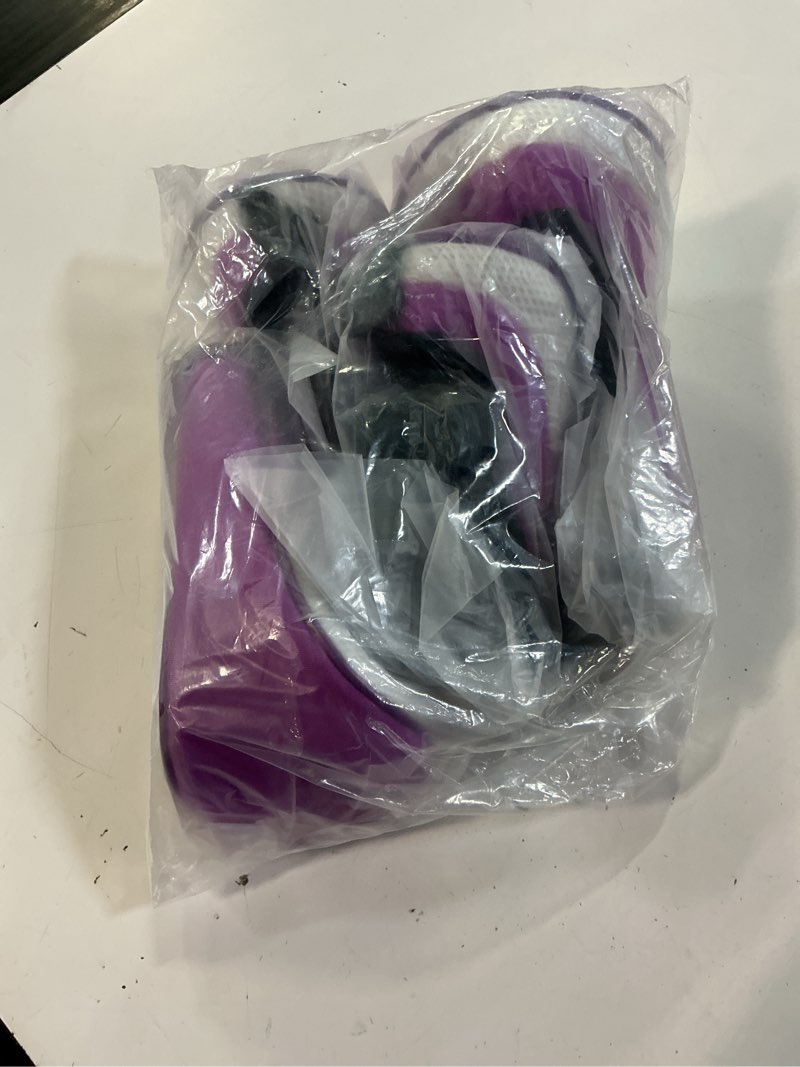Condition photo showing Good Condition for golf head covers, 4pcs golf club covers for driver fairway and hybrid, nylon golf club head covers for men women with interchangeable tags wz-purple