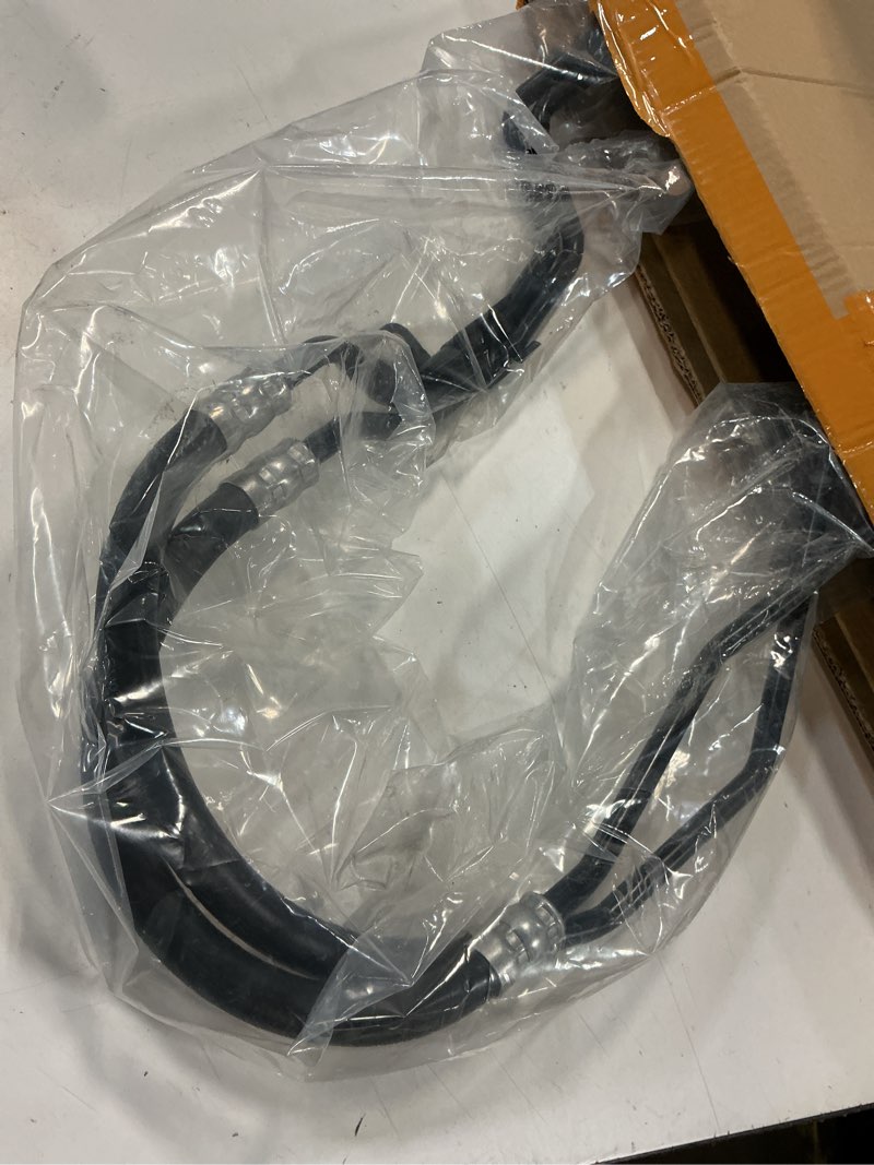 Condition photo showing Good Condition for newyall inlet outlet engine oil cooler line assembly for escalade/esv/suburban 1500/tahoe/sierra 1500/yukon/yukon xl 1500 07-14, escalade ext/avalanche/yukon xl 2500 07-13, silverado 1500 06-14