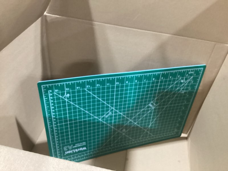 worklion 18'' x 24'' large self healing pvc cutting mat, double sided, gridded rotary cutting board 