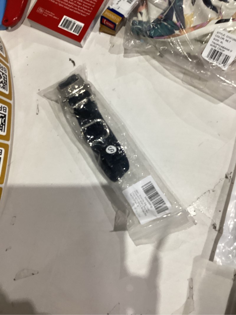 Condition photo showing New/Like New for rttochfy premium tactical dog collar, adjustable and quick-release metal buckle, heavy duty dog collar for small medium, and large breed dogs (black, l) l (neck: 16" -23.5") black