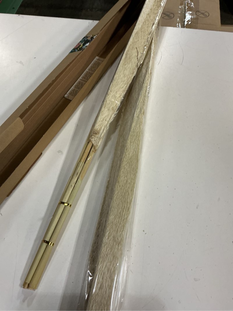 Condition photo showing New/Like New for 40" inch 10 stems natural pampas grass decor tall, pompas grass, tall pampas grass for wedding, party, farmhouse, boho home decor