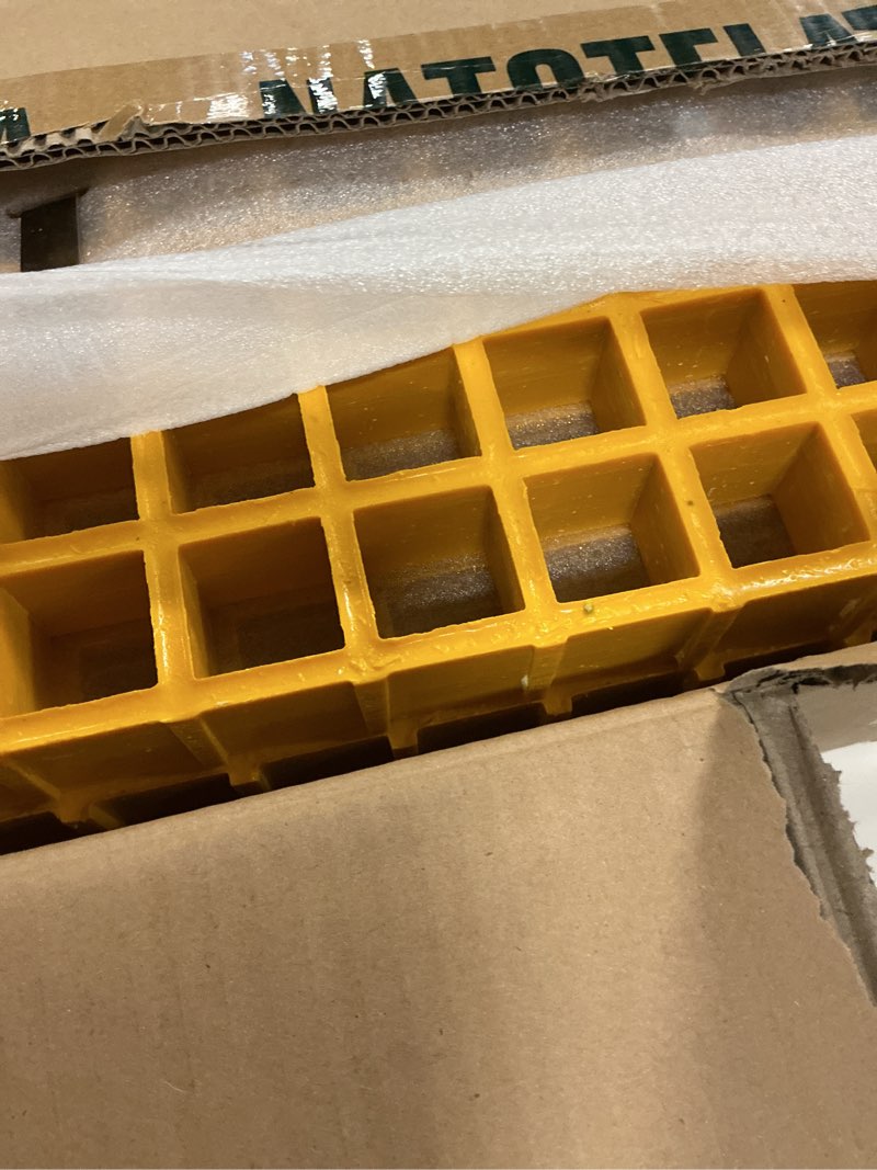 Natotela 3 pcs 31.5x9.5in Fiberglass Drain Grate,East-to-Cutting Molded Grating,High Strength Outdoo