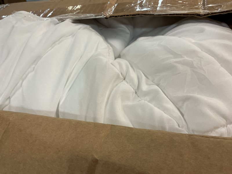 Condition photo showing As Is for bedsure comforter duvet insert - quilted comforters oversized king size, all season duvet, gentlesoft down alternative bedding, with 8 tabs, gifts for women/men, white, oversized king 116 x 98 inches white oversized king