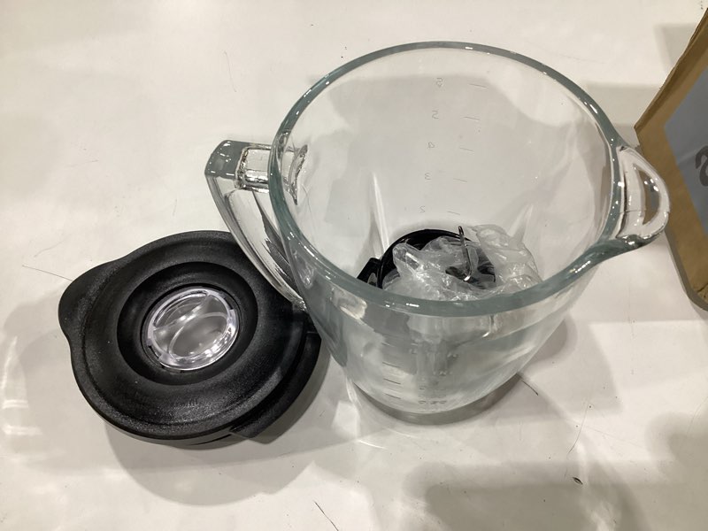 Condition photo showing New/Like New for replacement parts 6-cup glass jar with blade, compatible with oster blenders