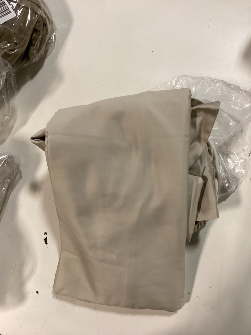 Condition photo showing New/Like New for quince signature giza cotton sateen duvet cover set, twin, sandc