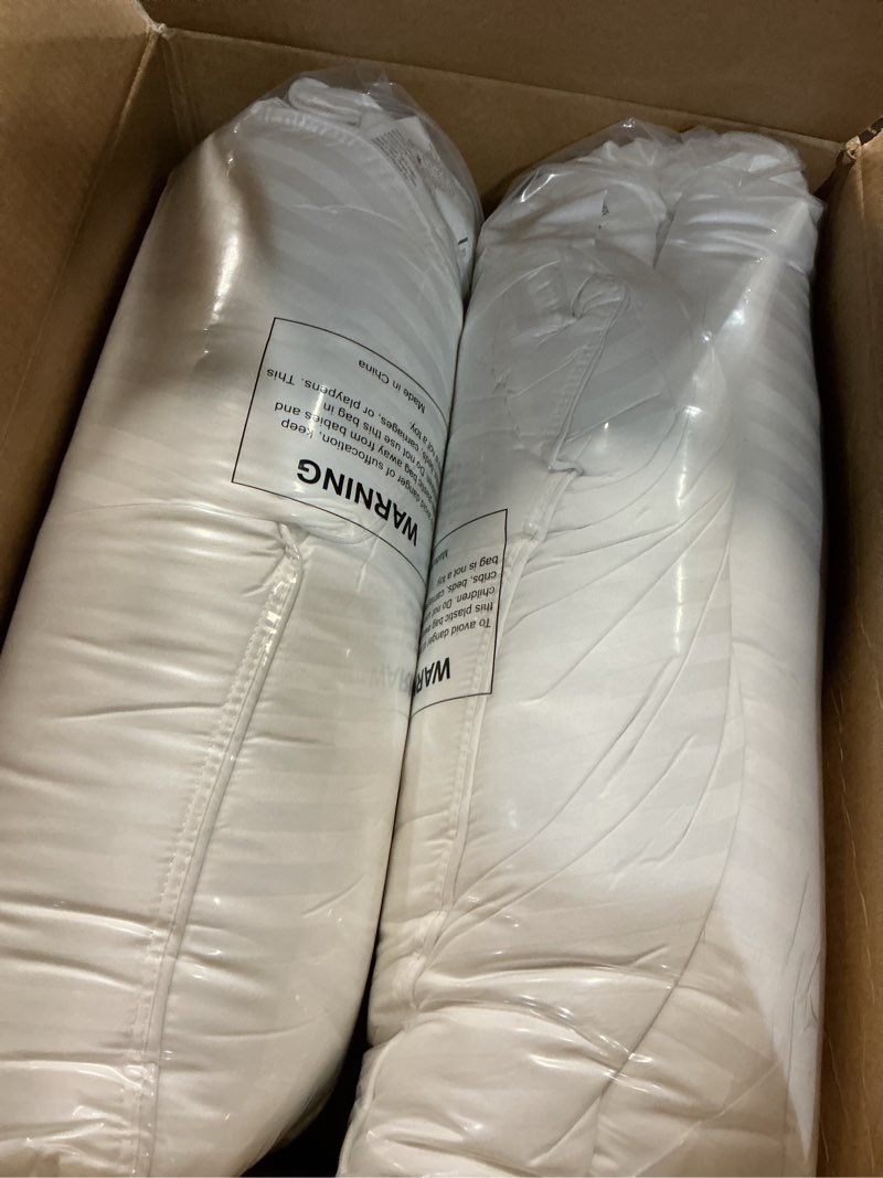 Condition photo showing New/Like New for beckham hotel collection bed pillows standard/queen size set of 2 - original soft down alternative pillow for sleeping - soft support for back, stomach or side sleepers queen / standard white