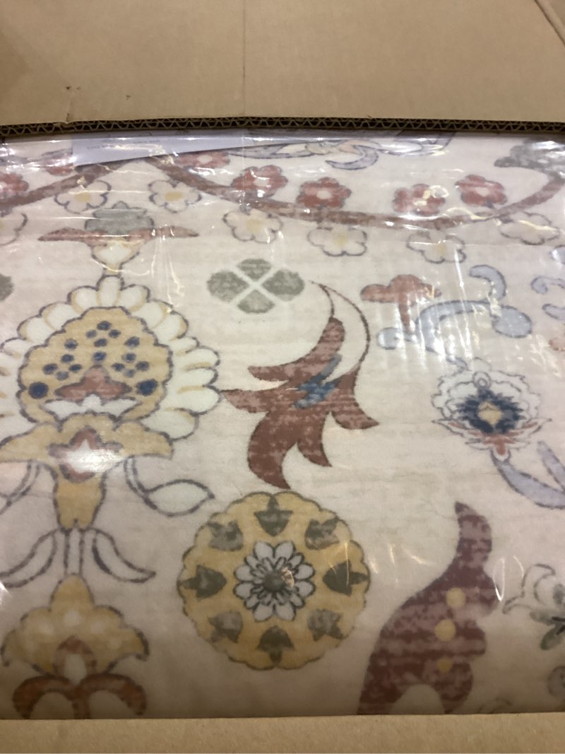 Condition photo showing Good Condition for 8x10 Area Rugs for Living Room, Bedroom - Machine Washable, Non-Slip Bedside Rug, Large Soft Floor Carpet for Office, Dining Room, Farmhouse and Home Decor, Charm/Beige 8' x 10' Boho Charm / Beige