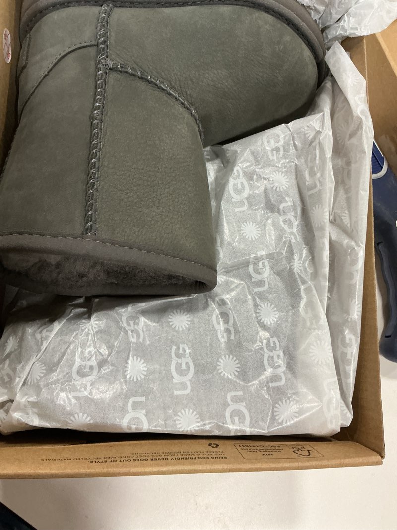 Condition photo showing New/Like New for Ugg Classic Short Boots, Gray, Toddler 7