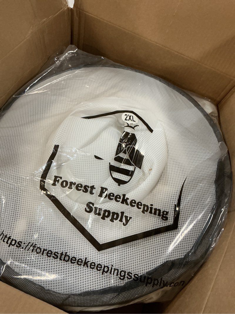 Condition photo showing Good Condition for beekeeping jacket with round veil, ventilated air mesh bee jacket with ykk brass zippers (2xl) 2-xl