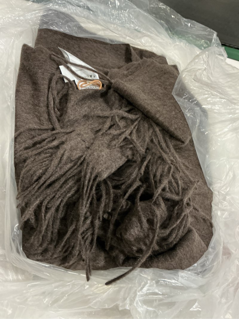 Condition photo showing Good Condition for mongolian cashmere throw, 50x70, heather truffle brown