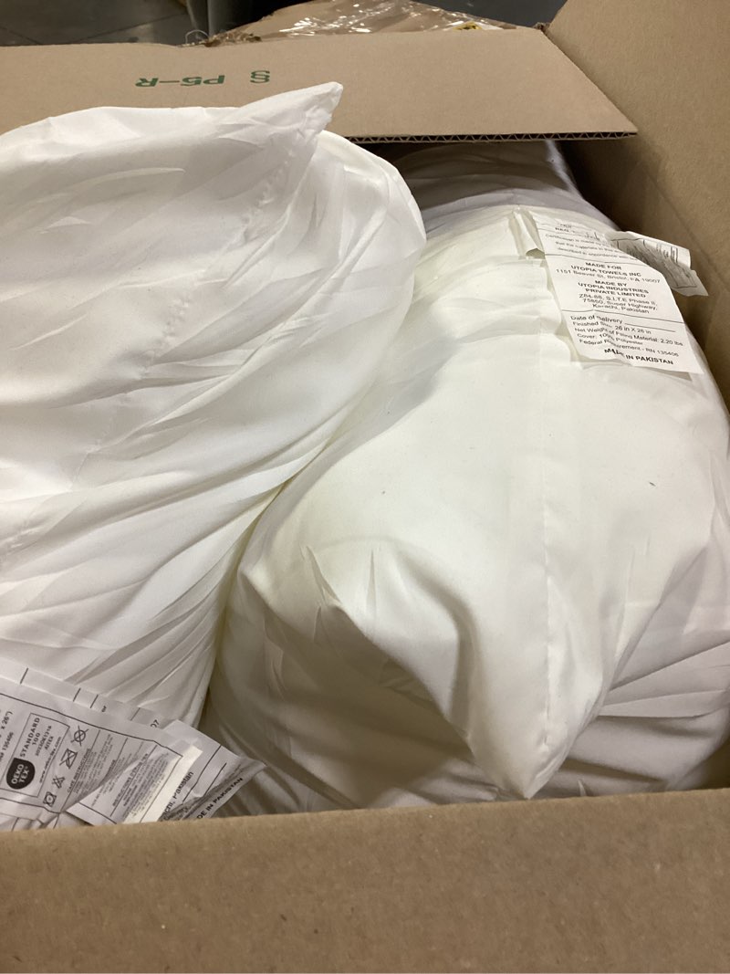 Condition photo showing Good Condition for Utopia Bedding 26x26 Pillow Inserts, Set of 2, White – Indoor Decorative Throw Pillows for Bed, Sofa & Couch – Soft, Supportive & Fluffy Cushion Inserts White 26x26 Inch