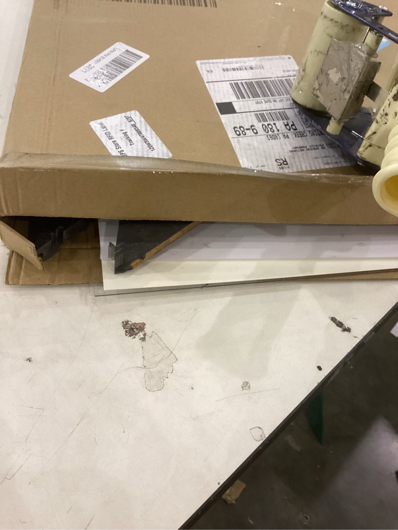 Condition photo showing As Is for 12x16 Gold Picture Frame, Ornate Vintage Picture Frames for Wall or Tabletop Display, 12 x 16 Photo Frame Gold with Real Glass, Display Poster 8.5x11 with Mat or 12x16 without Mat for Antique Déco
