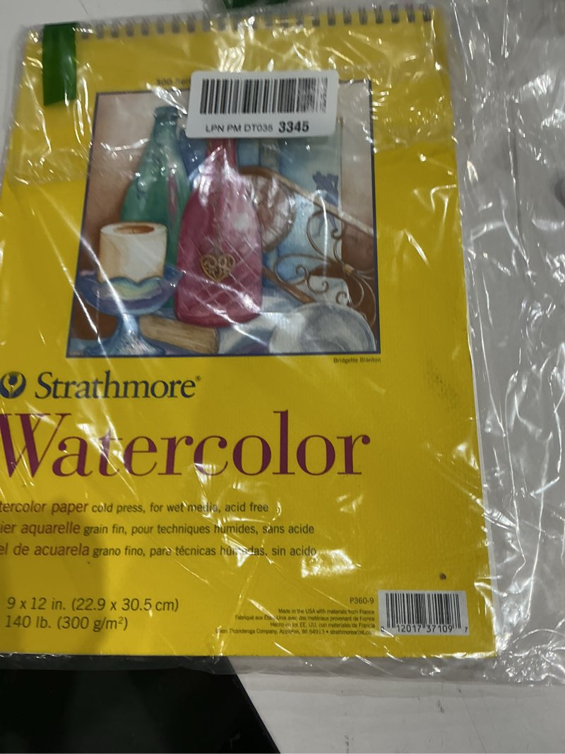Condition photo showing Good Condition for strathmore 300 series watercolor paper pad, top wire bound, 9x12 inches, 12 sheets (140lb/300g) - artist paper for adults and students - watercolors, mixed media, markers and art journaling 9x12 wire binding paper pad