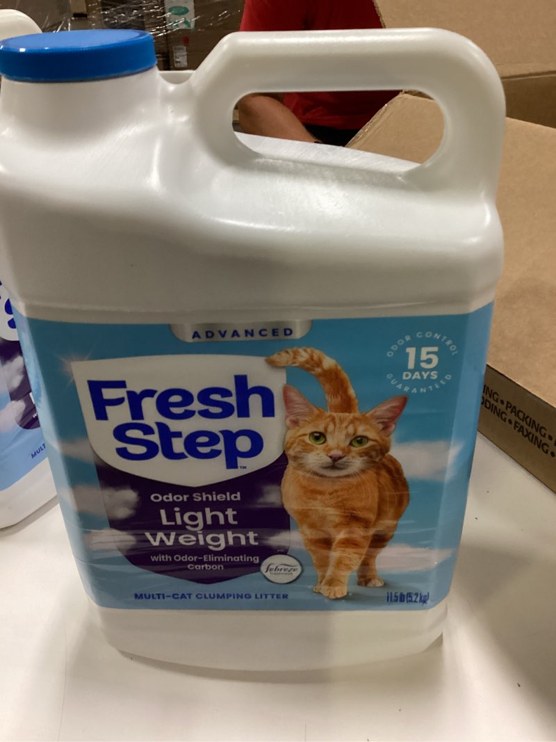 Condition photo showing As Is for fresh step advanced odor shield light weight multi cat clumping litter with febreze, low dust, odor control with ammonia block technology, compatible in automatic litter boxes, 23 lb. (2 x 11.5 lb) 11.5 lb (pack of 2)