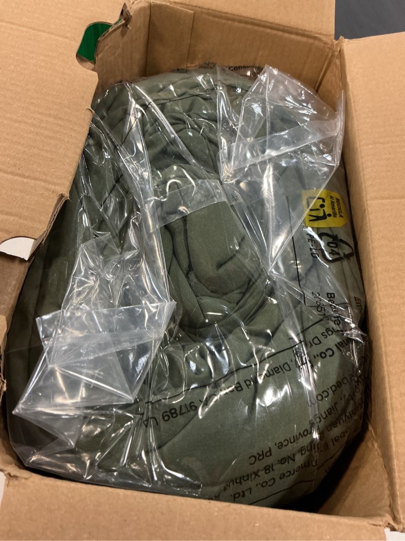 Condition photo showing New/Like New for bedsure queen comforter set, dark green soft prewashed bedding for all seasons, 3 pieces gentlesoft™ bed set, 1 lightweight comforter (90"x90") and 2 pillowcases (20"x26") queen(90"x90") 03 - dark green