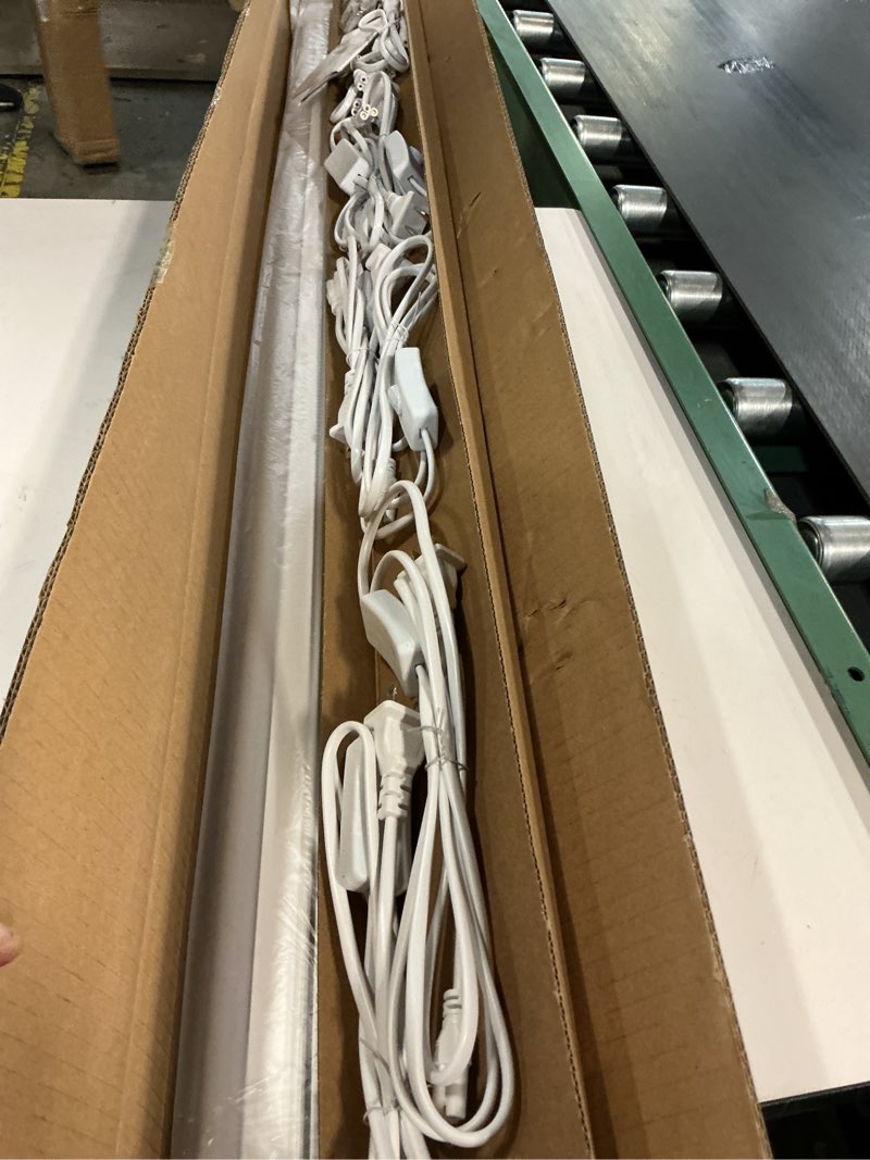 Condition photo showing New/Like New for (6 Pack) 4FT T5 LED Integrated Fixture, 6500K,20W,2300LM(Super Bright White) Linkable LED Shop Light,Garage Ceiling and Cabinet Light,Strip Light,Corded Electric with ON/Off Switch