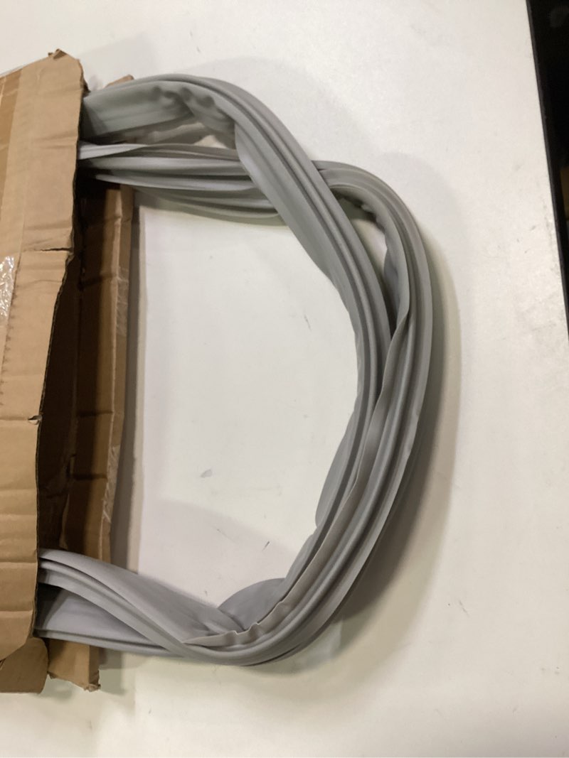 https://lotting-media.assets.bidfta.com/lotting_8fca3616-c45d-4ec0-afd8-9dc1fe3eb4a2