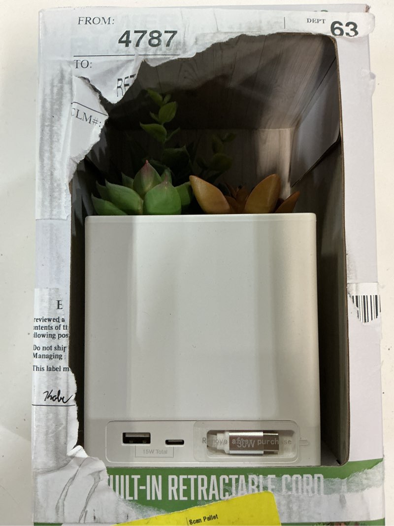 Condition photo showing Good Condition for tech squared power bloom charging decorative plant with built-in retractable usb-c cable