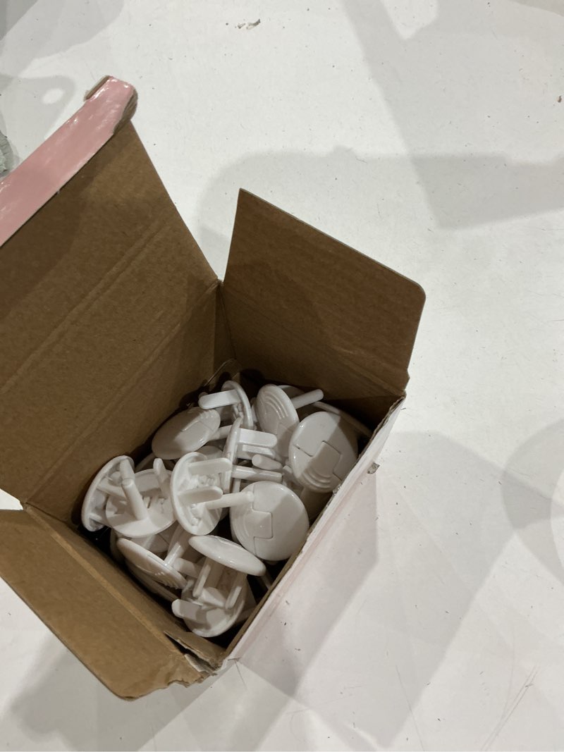 Condition photo showing Good Condition for probebi outlet covers baby proofing white - 38 pack plug covers for electrical outlets, child proof socket covers, baby safety products for home, office, easy insatllation a-white-38pcs 38 pcs