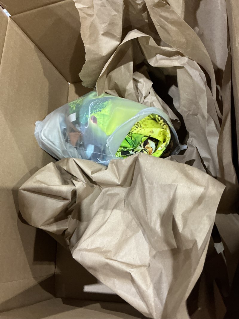 Condition photo showing As Is for https://www.amazon.com/procida-landscape-tapestries-aesthetic-decoration/dp/b07c1f7r4d