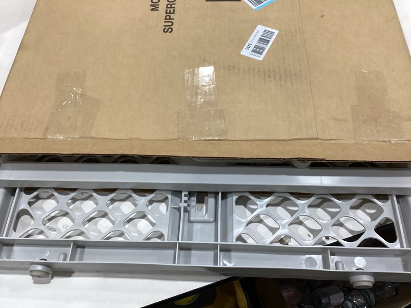 Condition photo showing Good Condition for North States 5-Way Pet Gate, Model# 8619