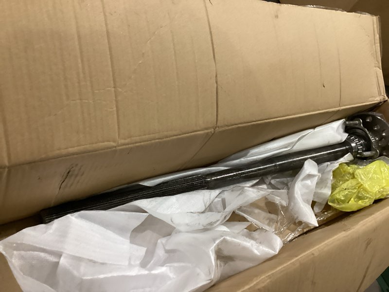 Condition photo showing As Is for 1 set of rear axle shaft replacement for wrangler jk 2007-2018