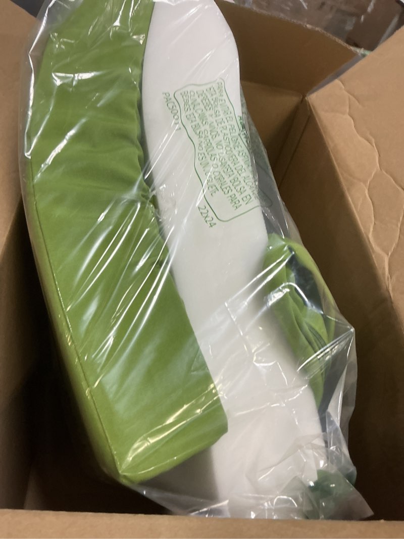 Condition photo showing Good Condition for idee-home Thick 17" x 17" x 3" Patio Chair Cushions Set of 2, Waterproof with Ties, Seat Cushions for Outdoor Furniture, Dining Chair Pads Green 17x17x3 Inch Green 2