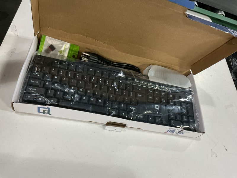 Condition photo showing New/Like New for Generic QR-70 Wired Keyboard with Optical Mouse