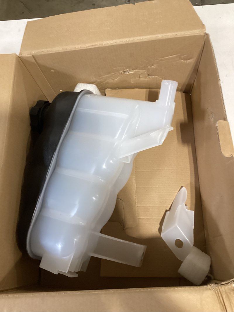 Condition photo showing Good Condition for 22870828 engine coolant reservoir tank with cap compatible with silverado 1500 sierra 1500 suburban tahoe yukon escalade 2007-2013 coolant overflow tank replace 603-054