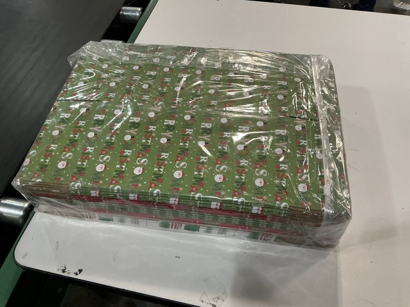 Condition photo showing New/Like New for Qilery 20 Pack 11.42 x 5.91 x 5.91 Inch Christmas Gift Shipping Boxes Corrugated Small Cardboard Boxes for Christmas Holiday Small Business Gift Packaging Party Supplies, 5 Styles