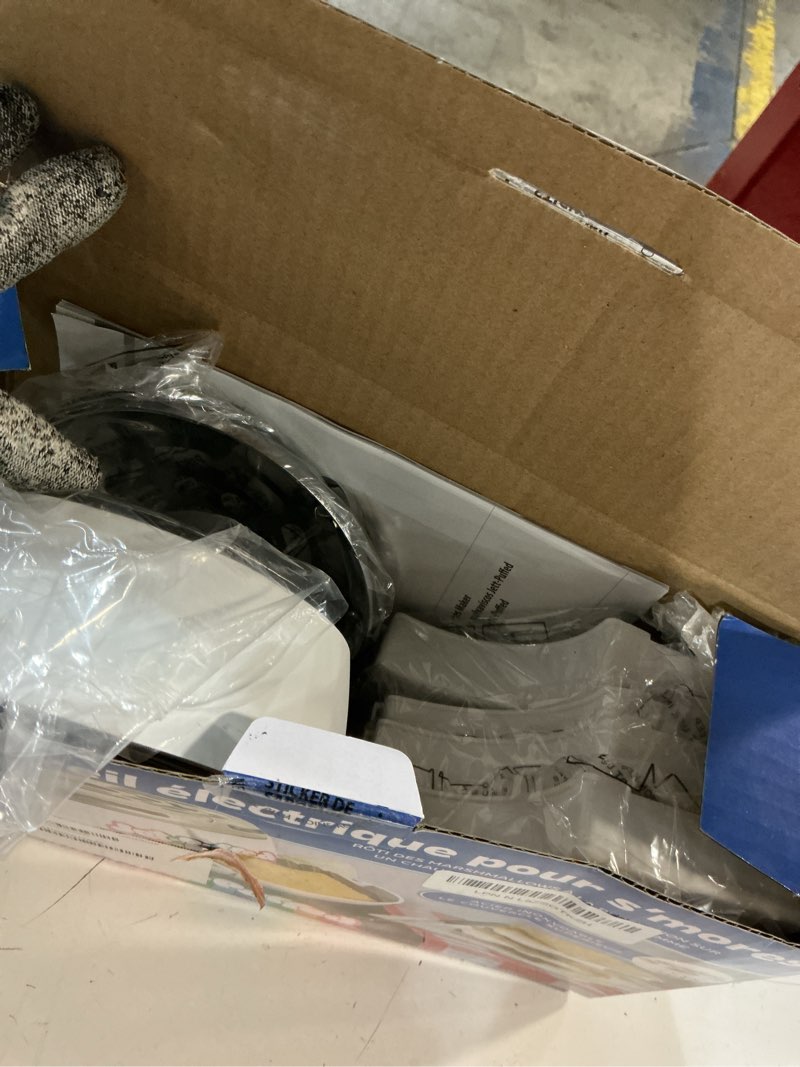 Condition photo showing Good Condition for Nostalgia Jet-Puffed Tabletop Indoor Electric S'mores Maker - Smores Kit With Marshmallow Roasting Sticks and 4 Compartment Trays for Graham Crackers, Chocolate, Marshmallows - White Jet Puffed S'mores