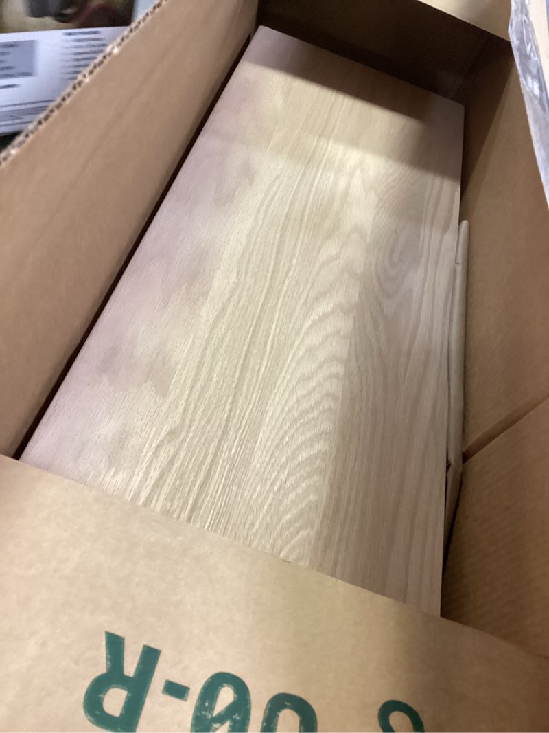 Condition photo showing Good Condition for solid red oak stair tread with large (1 3/4") square nose profile (36" x 11 1/2")