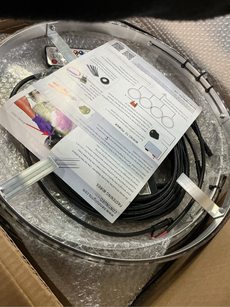 Condition photo showing Good Condition for sando tech 15.5'' dream color chasing rgb led wheel lights for polaris slingshot 3 wheeler s/r/sl/slr/gt wheel rim lights bluetooth app/remote control