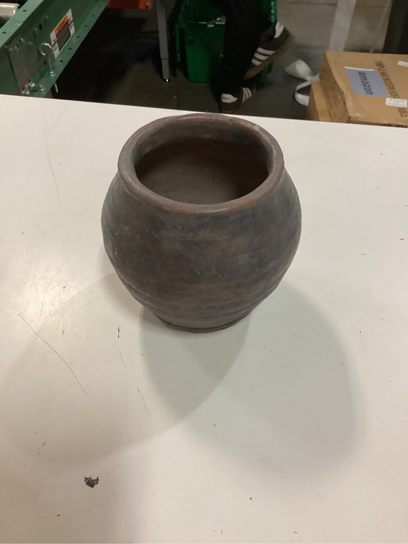 Condition photo showing New/Like New for briful rustic vintage ceramic pottery vase, 6.1'' farmhouse table decor with distressed texture, wide mouth decorative jar vases for home decor, shelf & entryway, brown 6.1'' dark brown