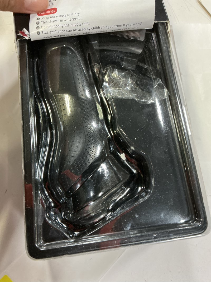 Condition photo showing Good Condition for Cordless Electric Razor for Men: 3-in-1 Shaver for Beard/Nose/Sideburns - IPX7 Waterproof Travel Kit - Turbo Speed & Precision Blades Lustrous Black