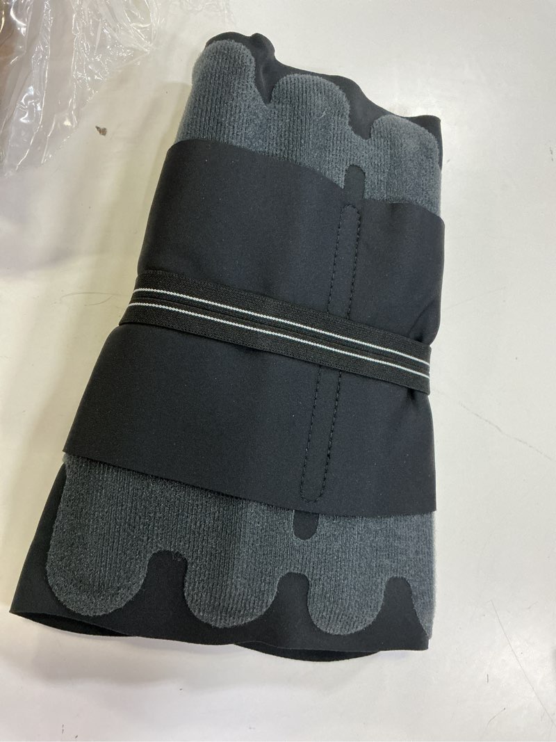 Condition photo showing Good Condition for 0.5mm Ultra Thin Back Brace for Women Men, 3D Lumbar Pad, Seamless Yoga Fabric, Lightweight Back Brace for Lower Back Pain Relief, Sciatica, Posture, Lifting, Wearg Under Clothes, Black, S S Black