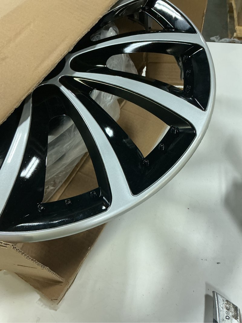 Condition photo showing New/Like New for Hubcap Wheel Cover Replacement R16 Hub Caps Universal-Fit Steel Wheel Rim Cover ABS Material Exterior Accessories for Car Truck SUV -Set of 4?16-inch?Silver-Black? XF-Silver-Black 16-inch