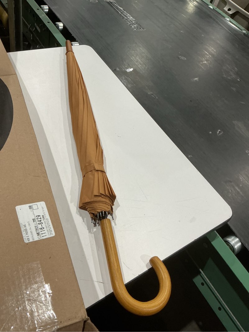Condition photo showing Good Condition for knight deluxe quality umbrella bugatti