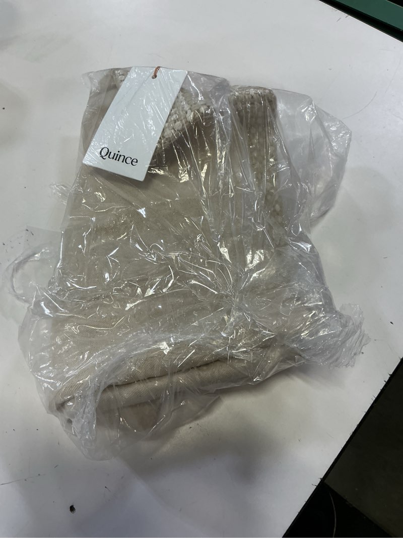 https://lotting-media.assets.bidfta.com/lotting_905187b3-14dc-4f6d-8e51-bc70a712ab98