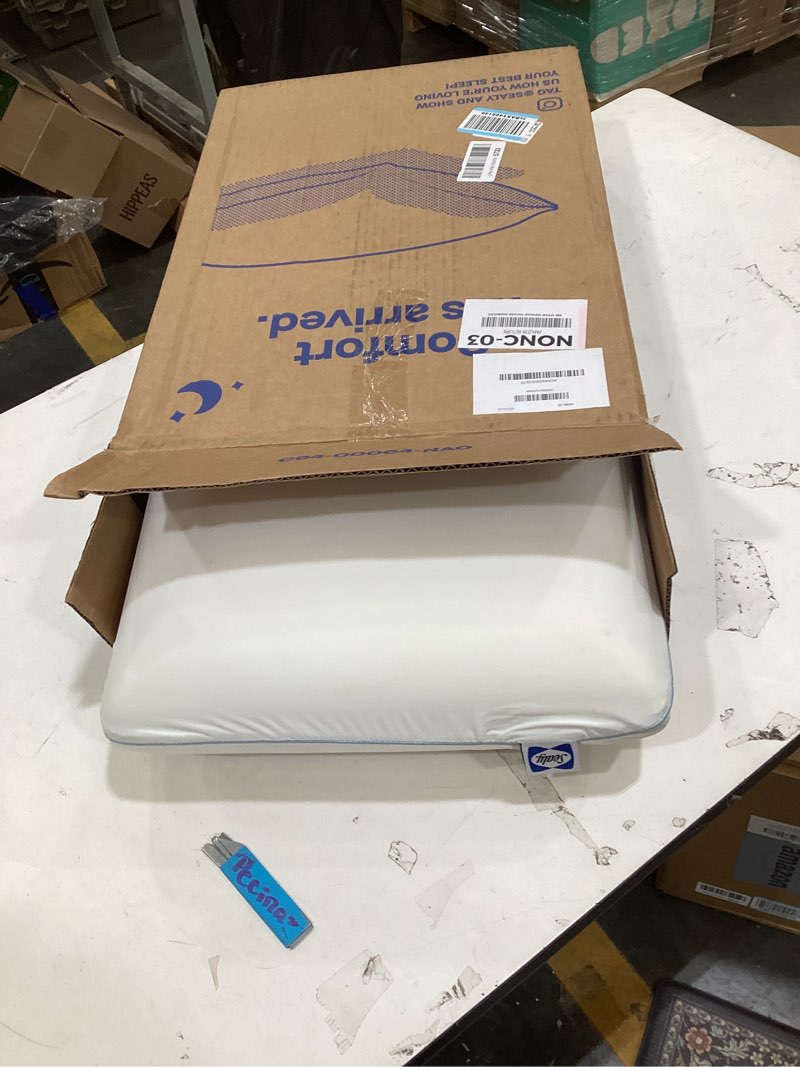 Condition photo showing Good Condition for Sealy Dreamlife Standard Size Memory Foam Cooling Pillow with SealyChill Cooling Gel, Removable Machine-Washable Cover, Made in The USA Dreamlife Standard I Single Pack