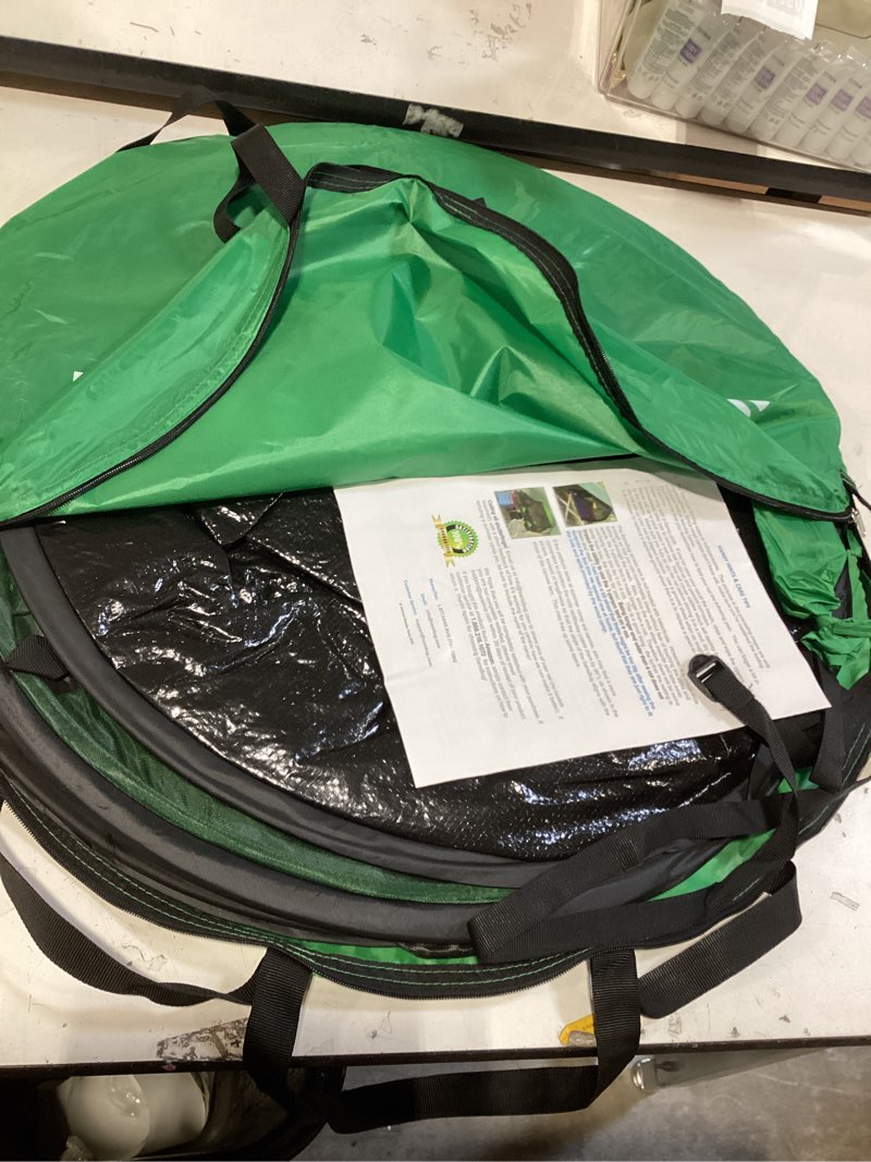 Condition photo showing New/Like New for sansbug screen tent for one person (instant pop up, strong no-see-um mesh, durable tarp floor)