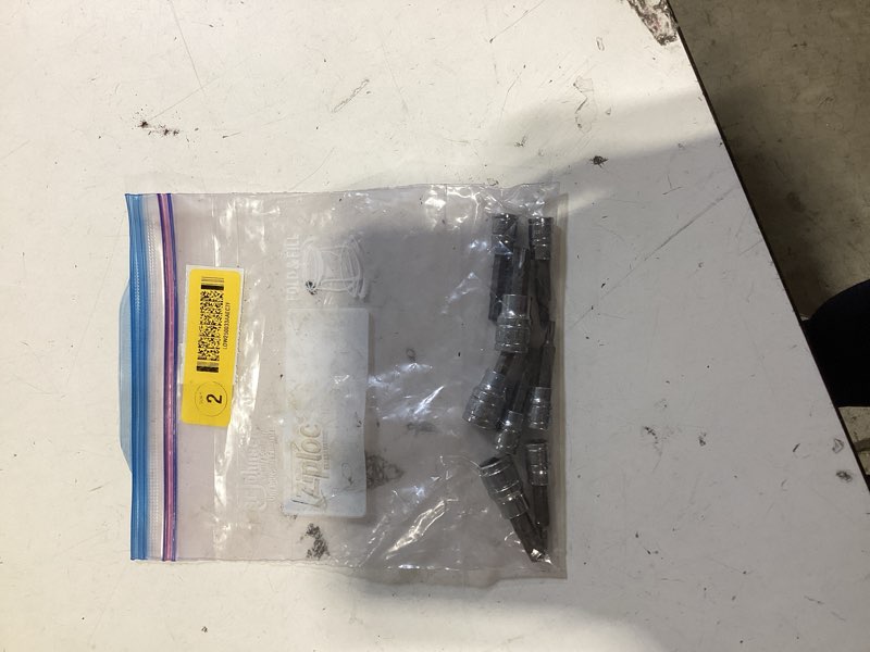 Condition photo showing As Is for incomplete swann bnc silver accessory kit 8 -pack