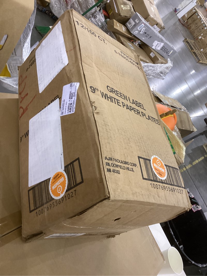 Condition photo showing New/Like New for AJM Packaging - AJMPP9GRAWH Corporation PP9GRAWH Paper Plates, 9" Diameter, White, 12 Packs of 100 (Case of 1200)