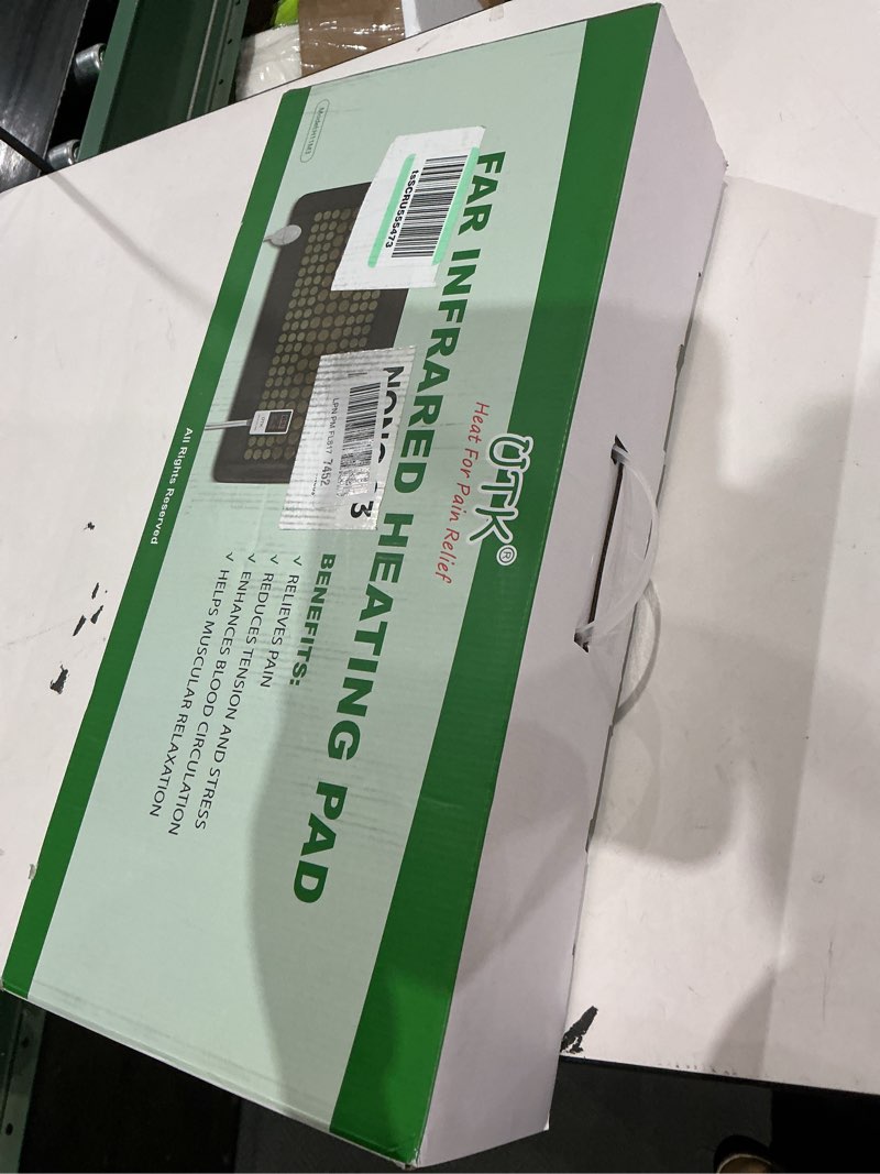 Condition photo showing New/Like New for utk far infrared heating pad for back pain relief, full back infrared heating pad, larger size with 132 jade & 54 tourmaline stones, temperature and time adjustable(21'' x 38')|gift for dad