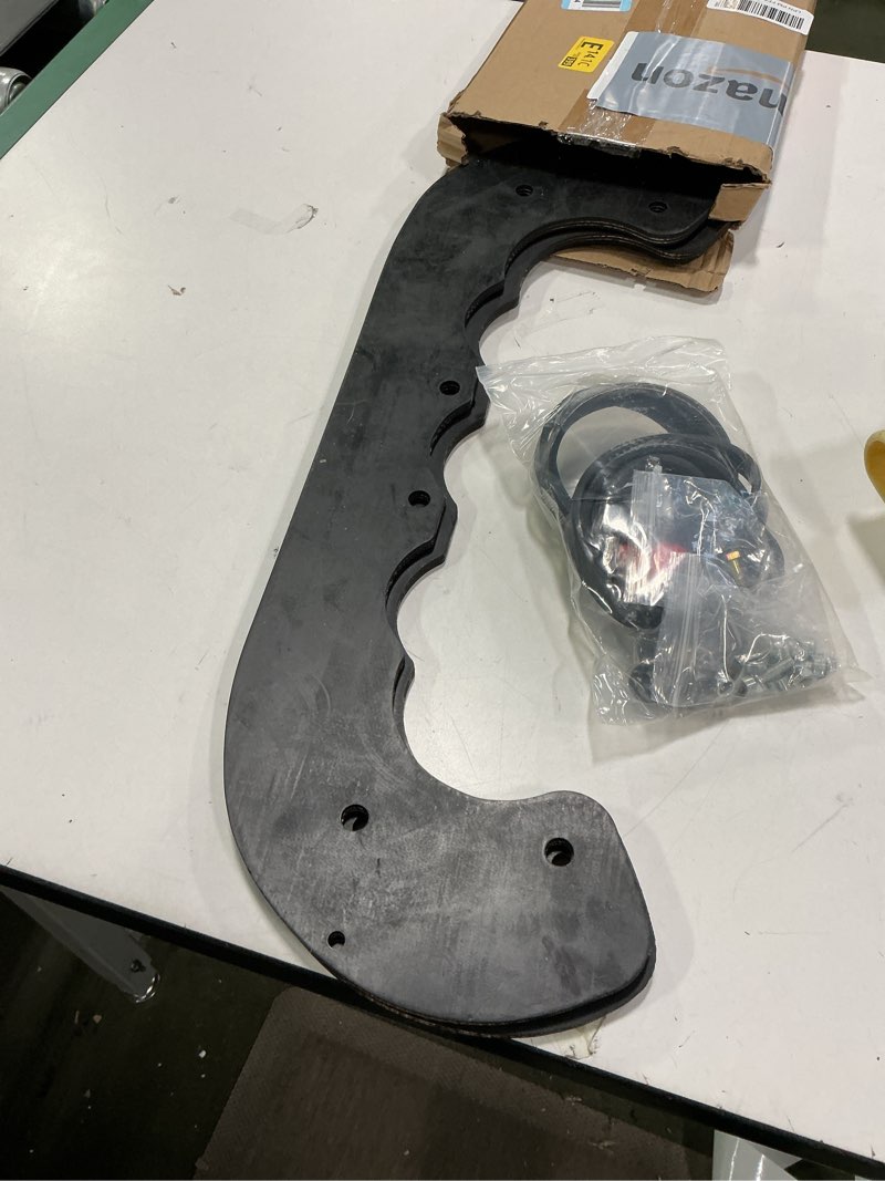 Condition photo showing Good Condition for Mikatesi 99-9313 Snowblower Paddles + 55-8760 Scraper Bar + 95-6151 Belt + 55-9300 Belt Kit for Toro