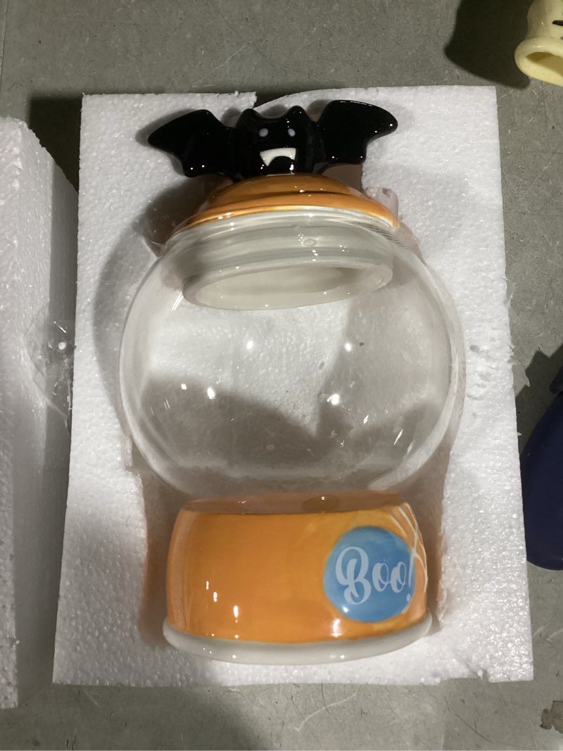 Condition photo showing Good Condition for 54oz food storage jar with round Transparent glass pantry, lid with handle, personalized hand-painted personalized pattern ceramic base, glass storage for candy,cookie,Butter,espresso,Spices,shells