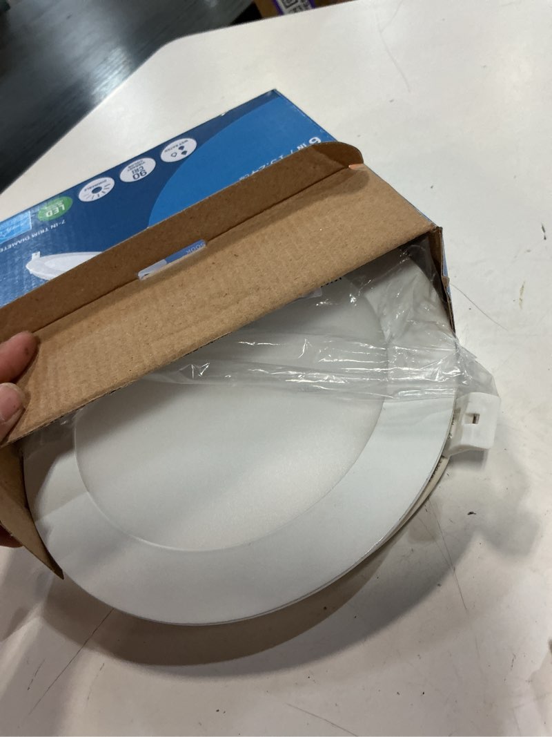 Condition photo showing As Is for utilitech white 6-in 850 -lumens switchable white round dimmable led canless wet rated recessed downlight